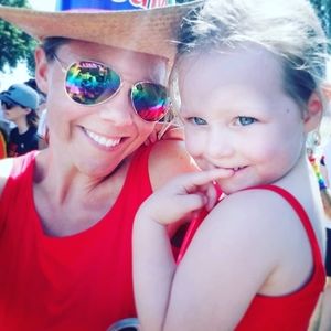 Meet your Posher, Chrissy